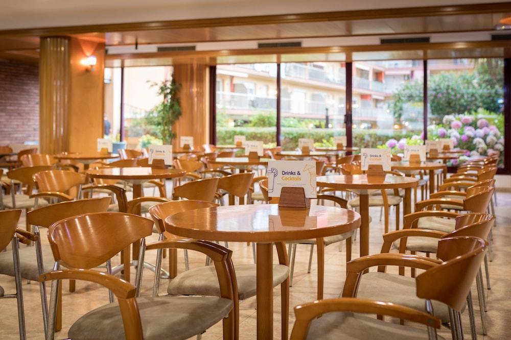 Hotel Cartago Nova By Alegria Malgrat de Mar Kültér fotó