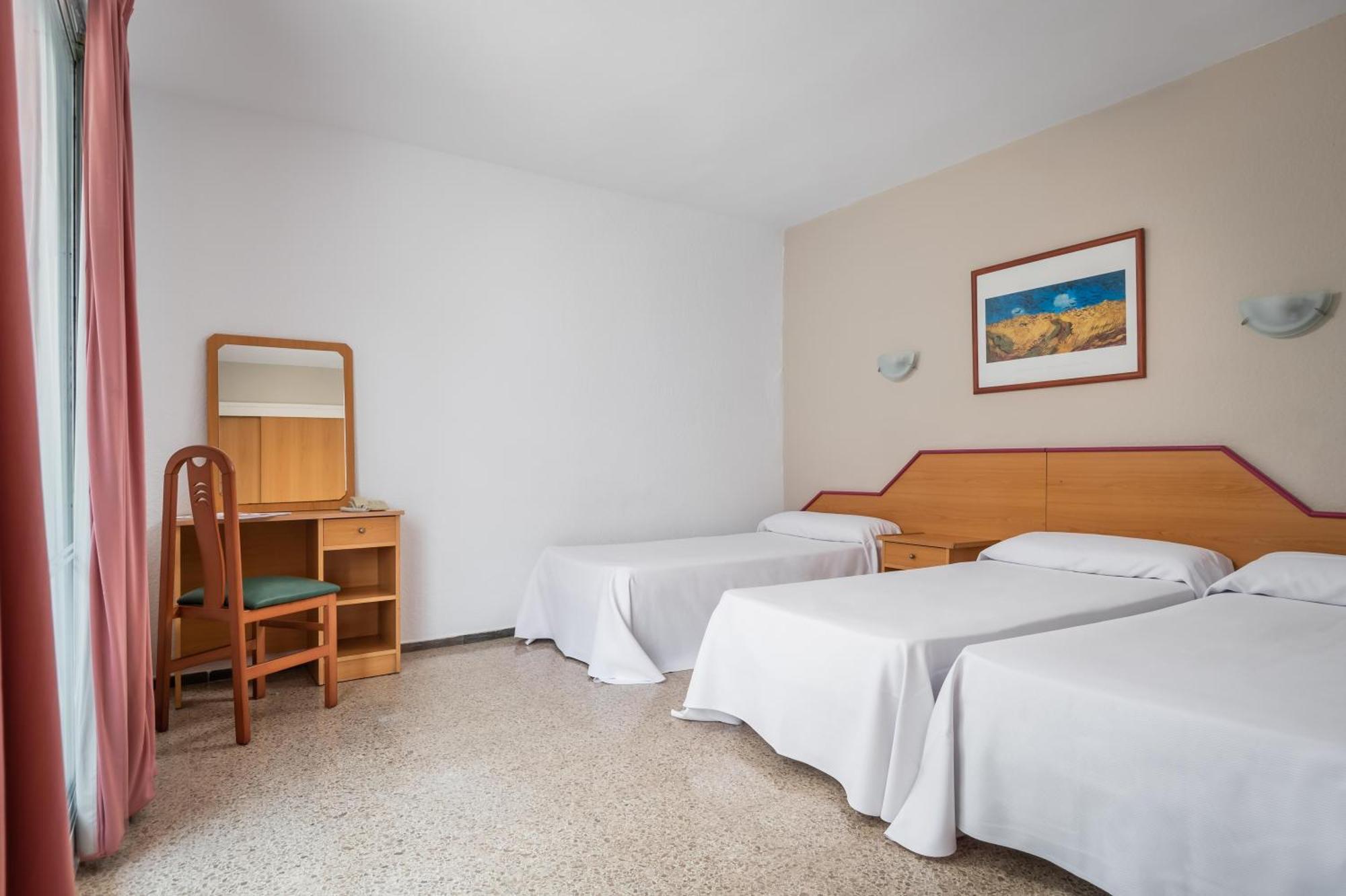 Hotel Cartago Nova By Alegria Malgrat de Mar Kültér fotó